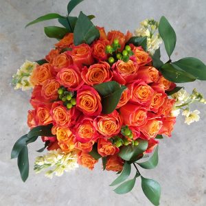 50 orange roses top