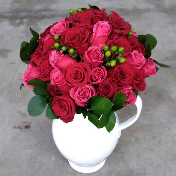 50 pink and red flowers front